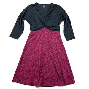 Title Nine Twist Front A Line Dress Black Pink Size Small